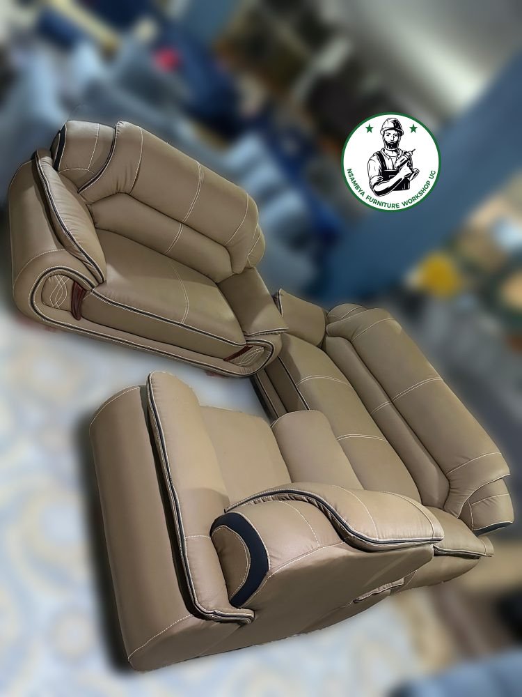 7 Seater leather Sofaset