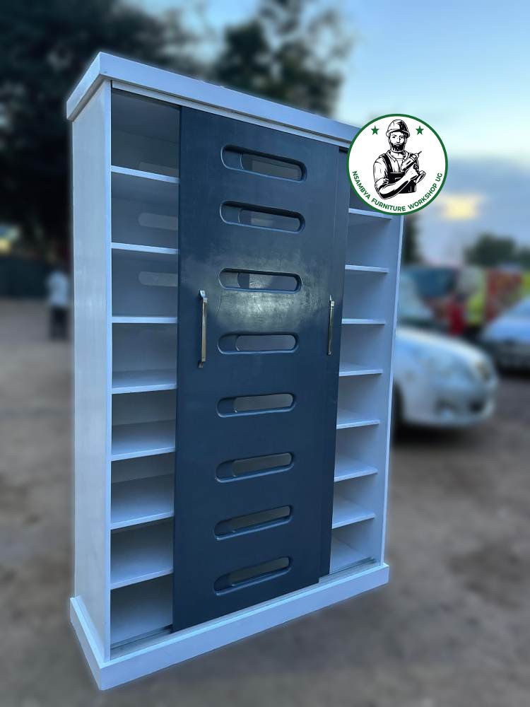 Sliding Shoerack