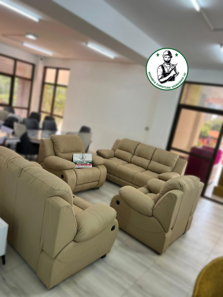 Recliner Sofaset Fiber