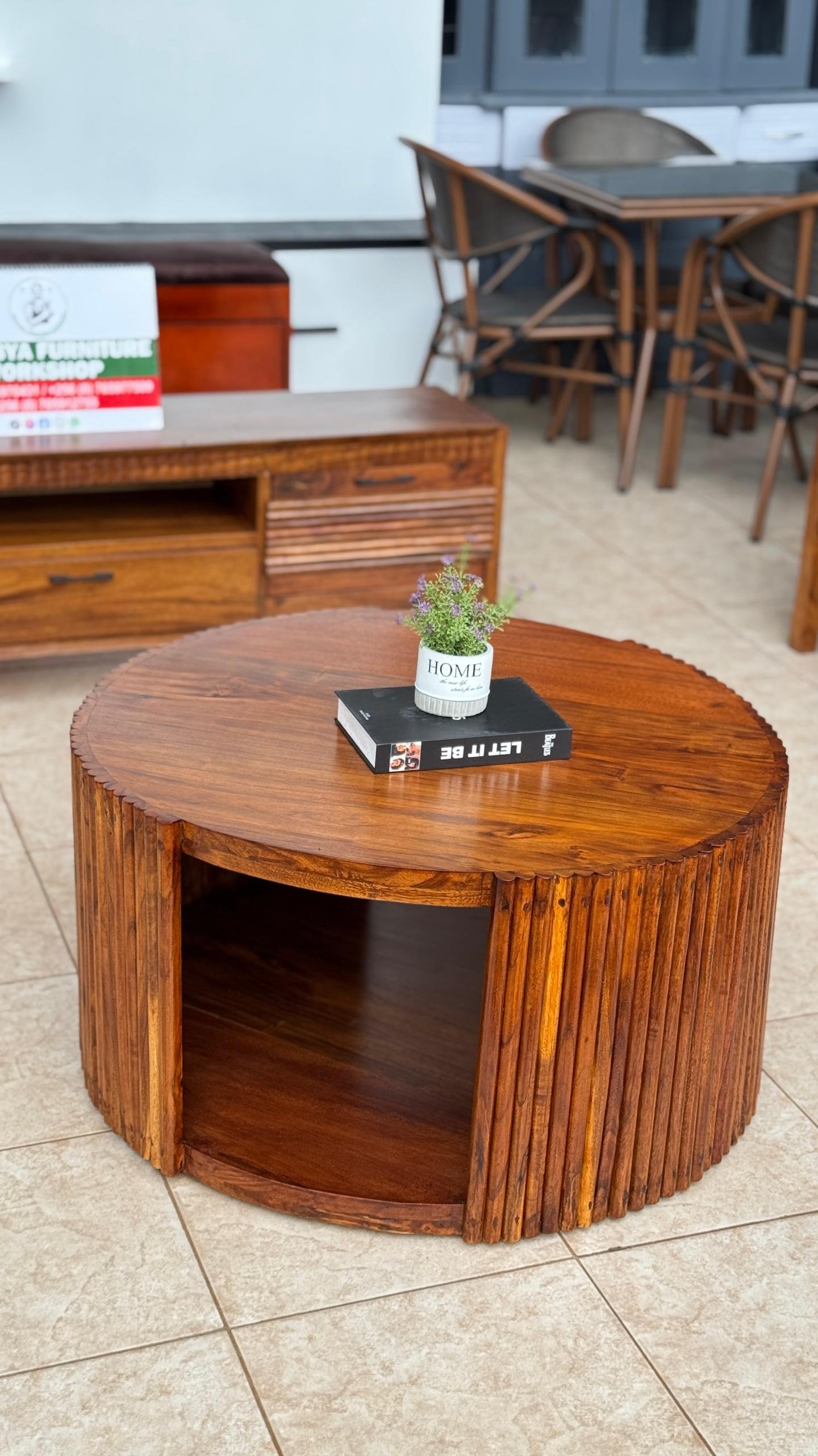 Round Mugavoo Coffee Table